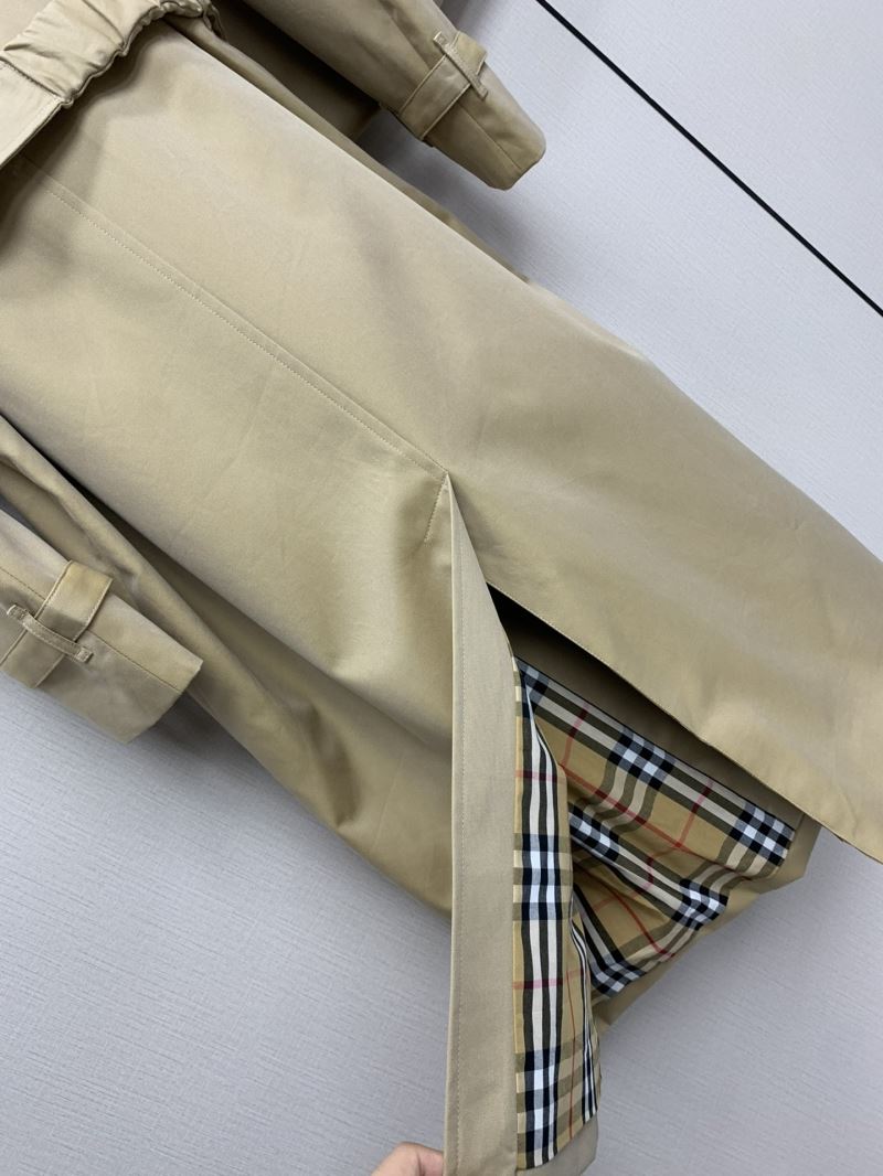 Burberry Outwear